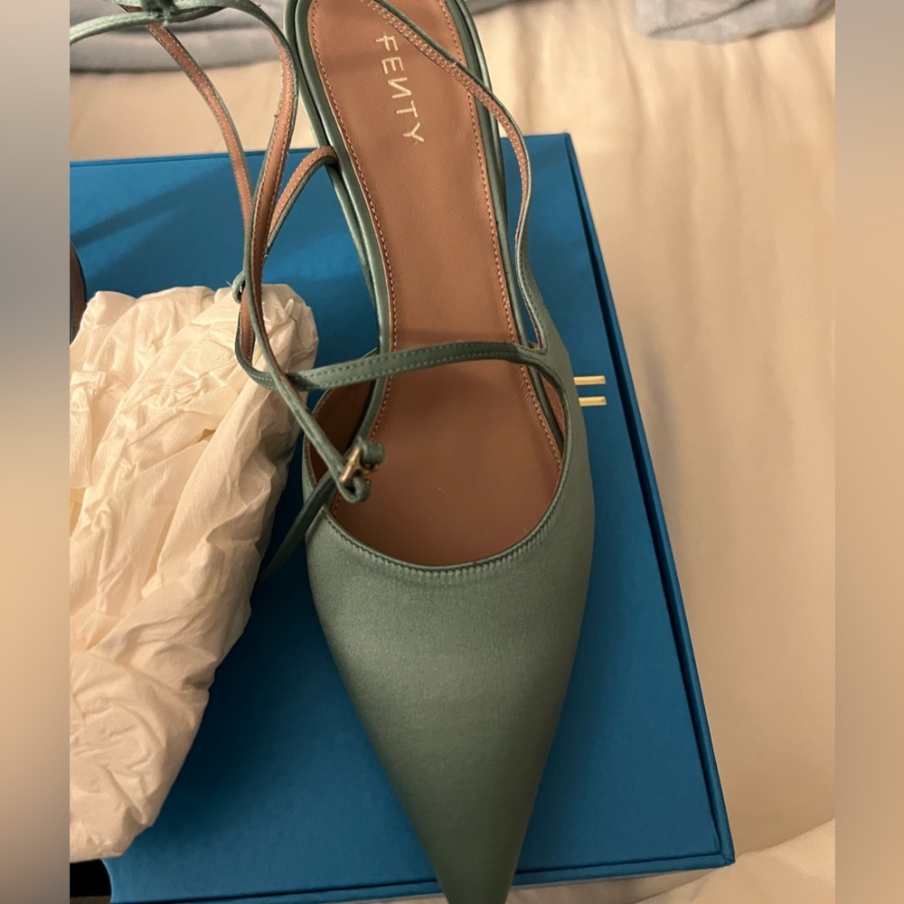 Fenty mint green shoes - Picture 10 of 16